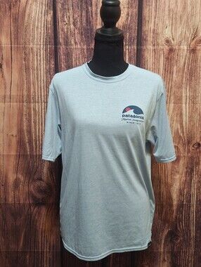 Patagonia Men's Light Blue Short Sleeve Logo Tee Size Small